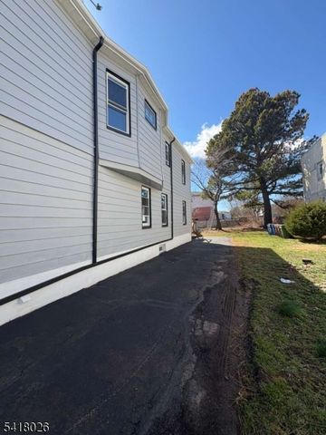 1920 S Wood Ave, Linden City, NJ 07036