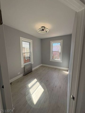 1920 S Wood Ave, Linden City, NJ 07036