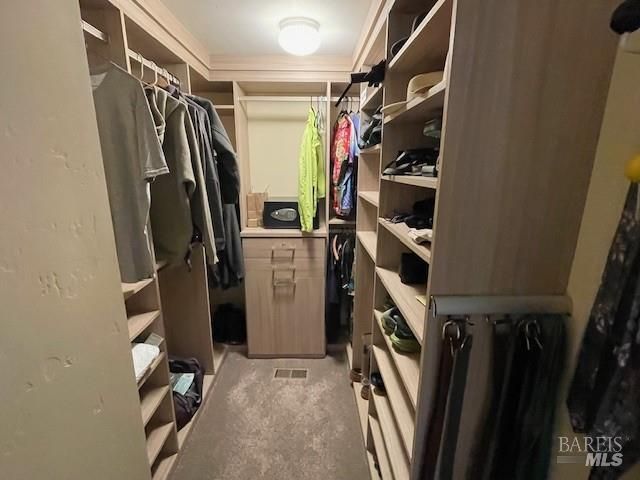 146 White Oak Dr, Santa Rosa, CA 95409