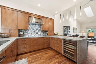 146 White Oak Dr, Santa Rosa, CA 95409