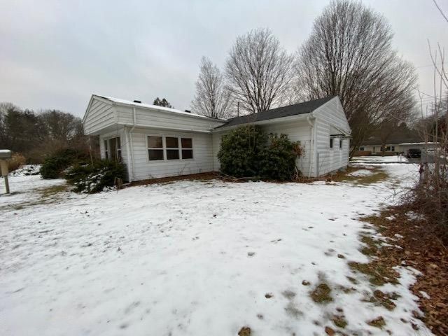 2888 Clarice Street, Kalamazoo, MI 49048