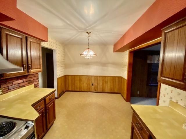 2888 Clarice Street, Kalamazoo, MI 49048
