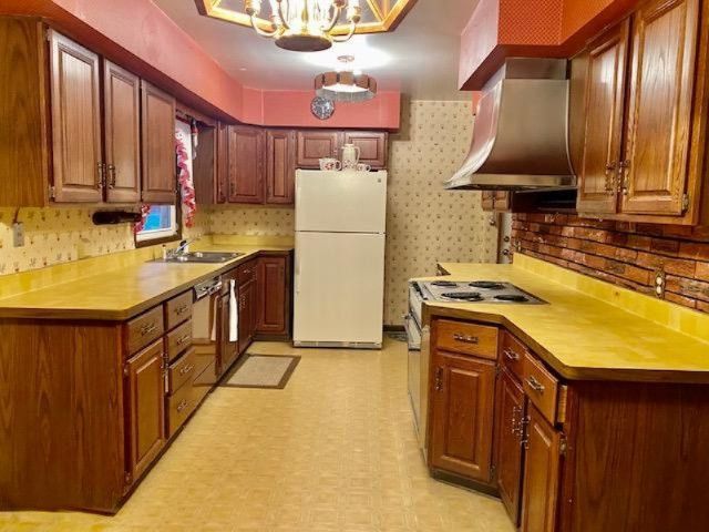 2888 Clarice Street, Kalamazoo, MI 49048