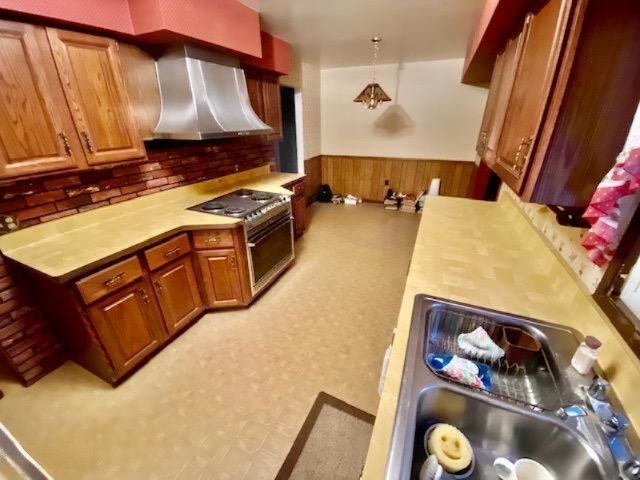 2888 Clarice Street, Kalamazoo, MI 49048