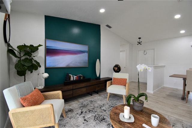 6550 Country Wood Way, Delray Beach, FL 33484