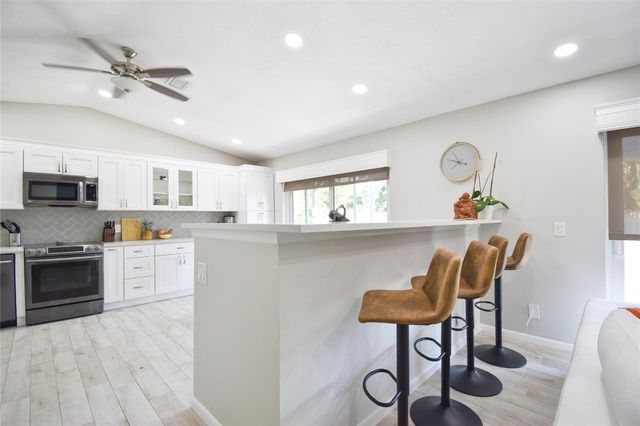 6550 Country Wood Way, Delray Beach, FL 33484