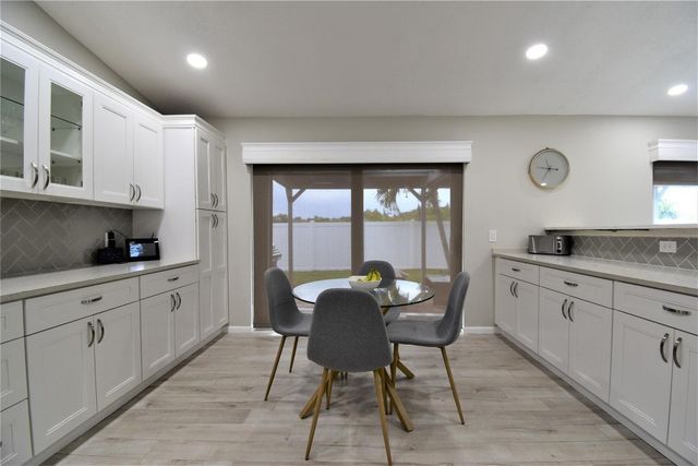 6550 Country Wood Way, Delray Beach, FL 33484