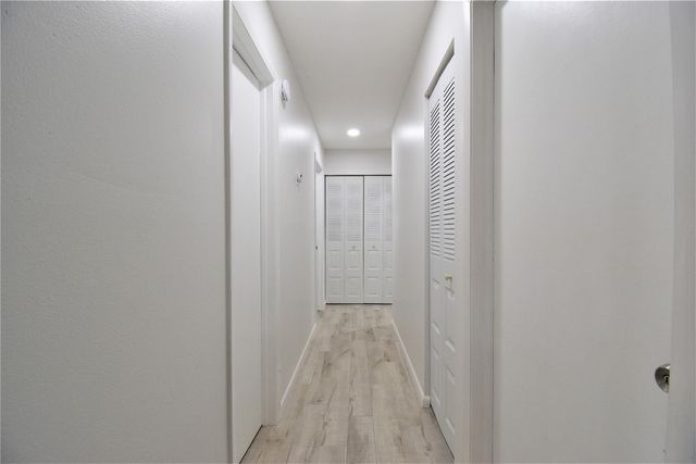 6550 Country Wood Way, Delray Beach, FL 33484