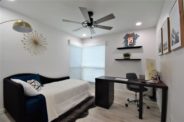 6550 Country Wood Way, Delray Beach, FL 33484