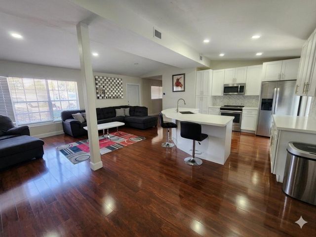 3440 SW 20th Street, Fort Lauderdale, FL 33312