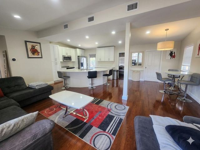 3440 SW 20th Street, Fort Lauderdale, FL 33312