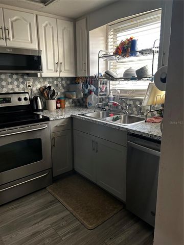 5059 LIVE OAK CIRCLE 5059, Bradenton, FL 34207