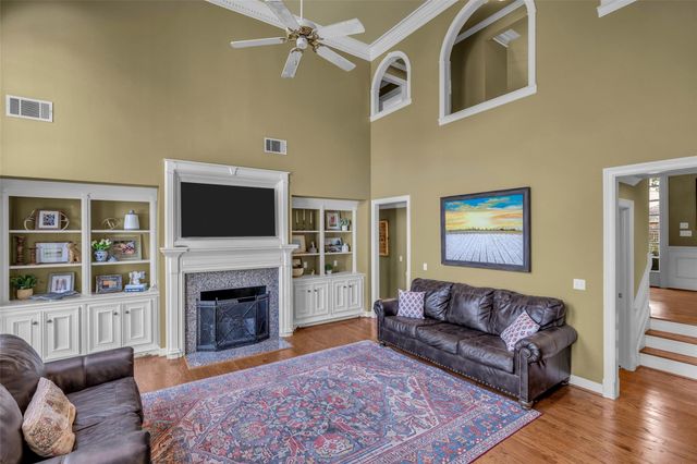 2018 Island Oak Street, Houston, TX 77062
