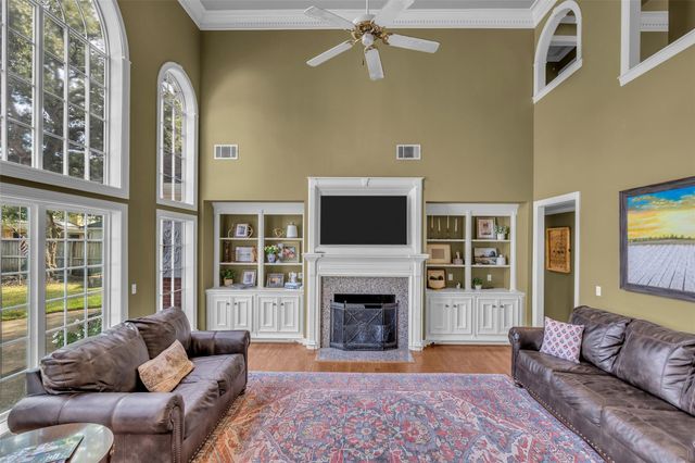 2018 Island Oak Street, Houston, TX 77062