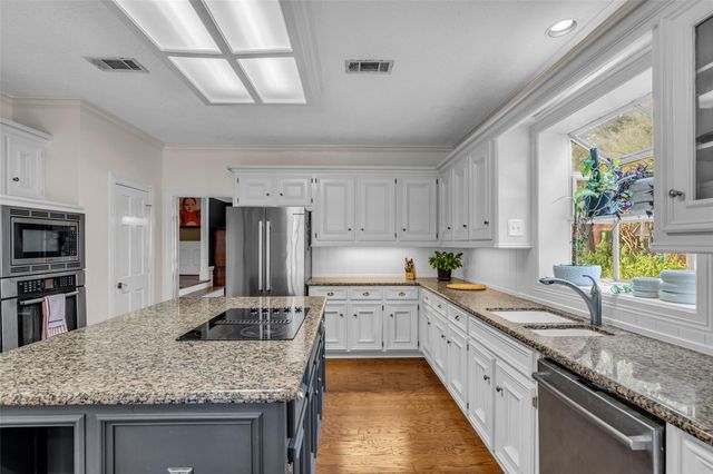 2018 Island Oak Street, Houston, TX 77062
