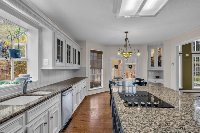 2018 Island Oak Street, Houston, TX 77062