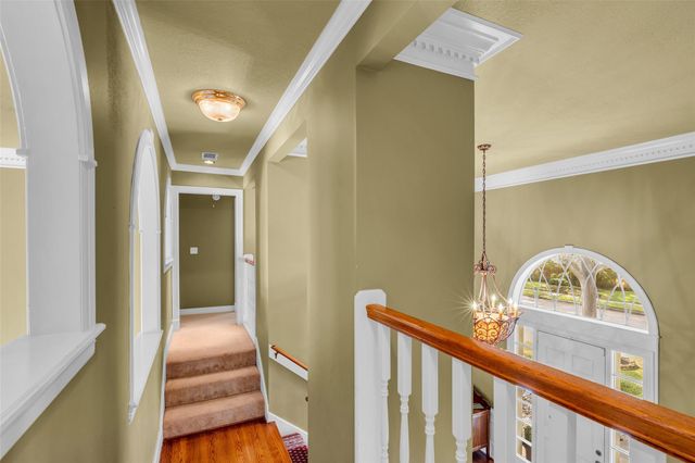 2018 Island Oak Street, Houston, TX 77062