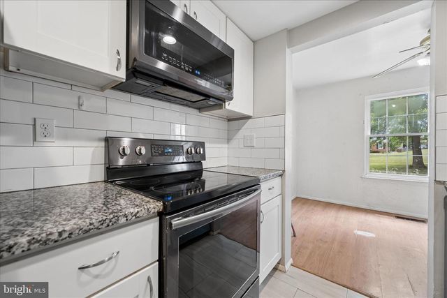 1850 DOVE CT, Severn, MD 21144