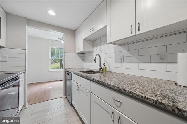 1850 DOVE CT, Severn, MD 21144