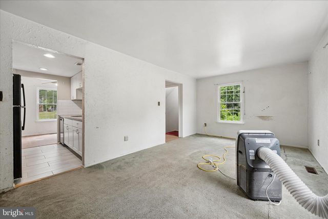 1850 DOVE CT, Severn, MD 21144
