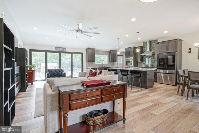 113 BELVEDERE AVE, Vineland, NJ 08360