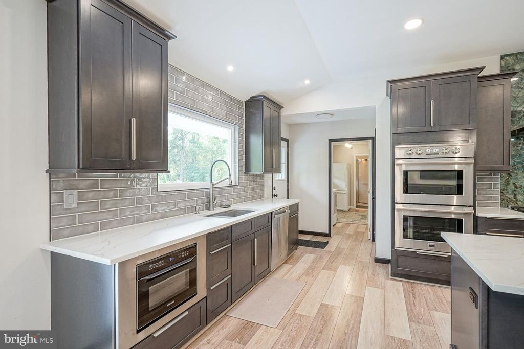 113 BELVEDERE AVE, VINELAND, NJ 08360 — photo 4