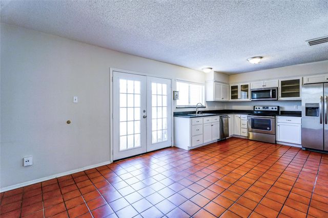 11677 Village Place Drive, Houston, TX 77077