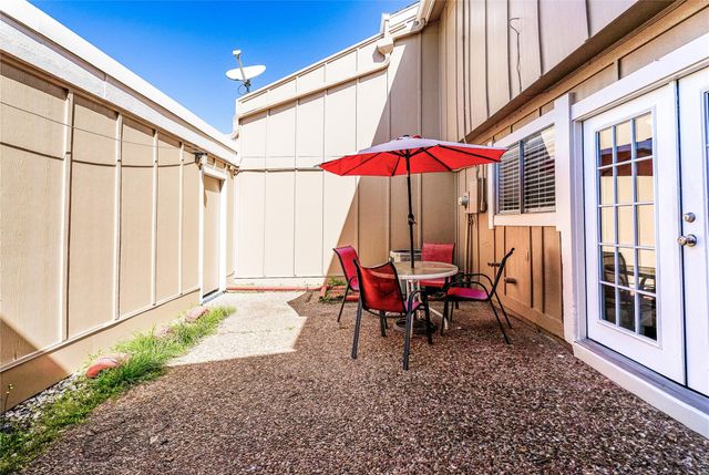 11677 Village Place Drive, Houston, TX 77077