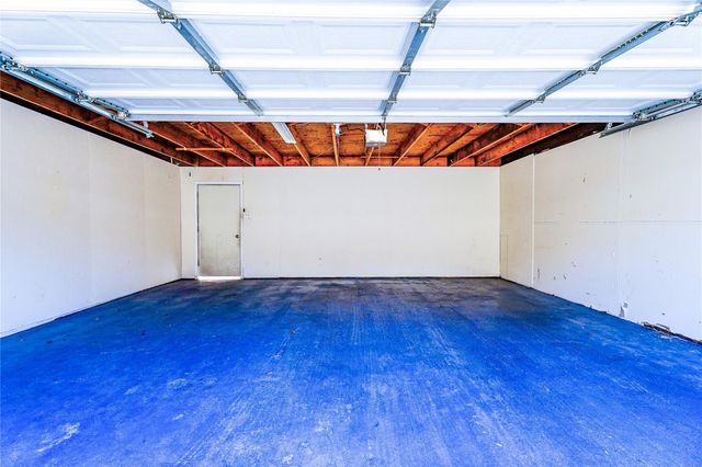 11677 Village Place Drive, Houston, TX 77077