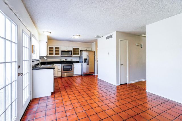 11677 Village Place Drive, Houston, TX 77077