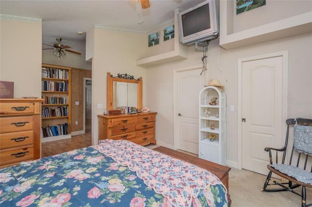 6118 SILVER LAKES DRIVE W, Lakeland, FL 33810