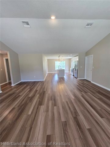 5515 Castania Drive, Sebring, FL 33872