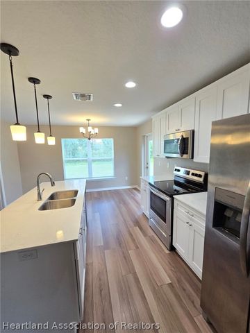 5515 Castania Drive, Sebring, FL 33872