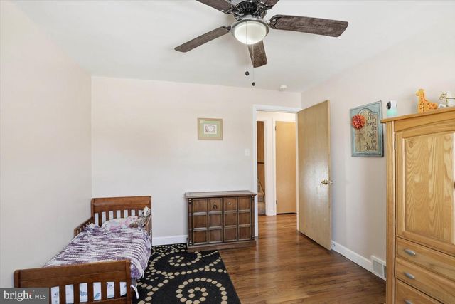 2300 GRING DR, West Lawn, PA 19609