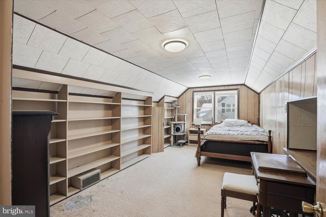 2300 GRING DR, West Lawn, PA 19609