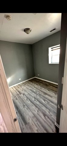 4226 W Ogden Avenue, Chicago, IL 60623