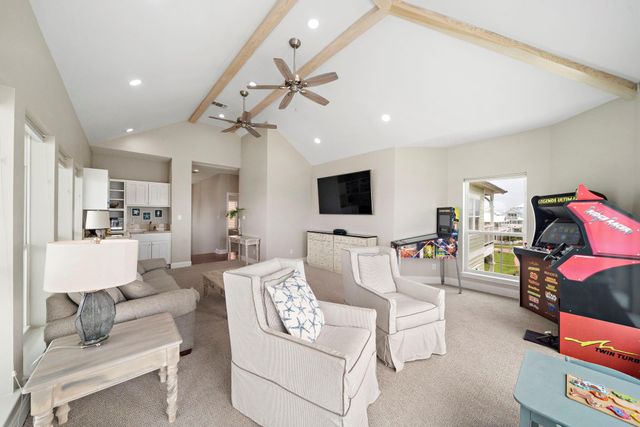 3830 Wentletrap, Galveston, TX 77554