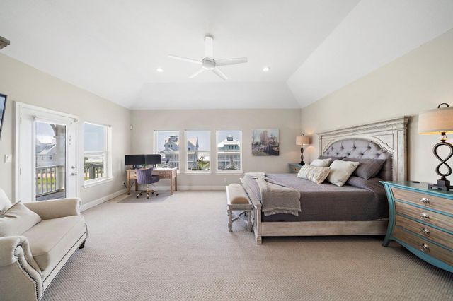 3830 Wentletrap, Galveston, TX 77554