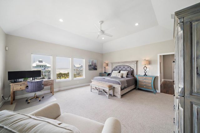 3830 Wentletrap, Galveston, TX 77554