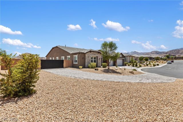 9915 Justin Earl Avenue, Las Vegas, NV 89149
