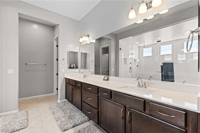 9915 Justin Earl Avenue, Las Vegas, NV 89149