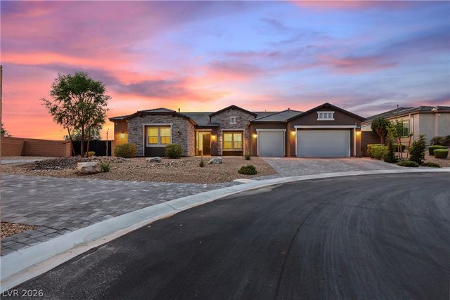 9915 Justin Earl Avenue, Las Vegas, NV 89149