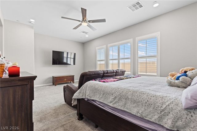 9915 Justin Earl Avenue, Las Vegas, NV 89149