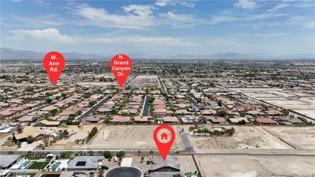 9915 Justin Earl Avenue, Las Vegas, NV 89149