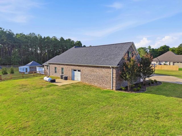 104 Paiger Lane, Greenbrier, AR 72058