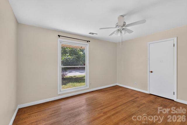3515 Shamrock Drive, Charlotte, NC 28215