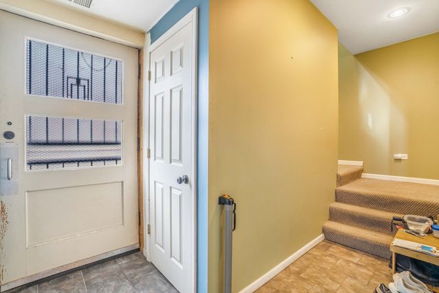 2719 W Pope John Paul II Drive, Chicago, IL 60632