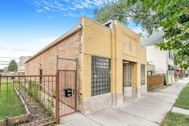 2719 W Pope John Paul II Drive, Chicago, IL 60632