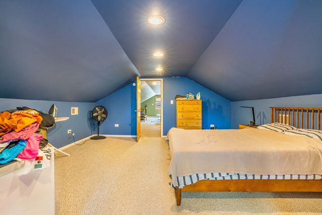 2719 W Pope John Paul II Drive, Chicago, IL 60632