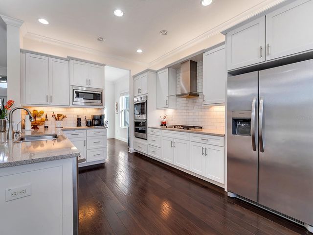 31176 CHESAPEAKE BAY DRIVE, Wesley Chapel, FL 33543